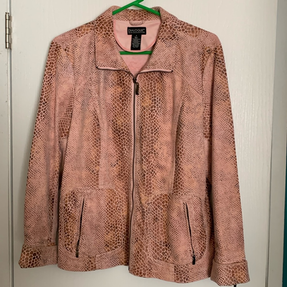 Dialogue jacket / GUC